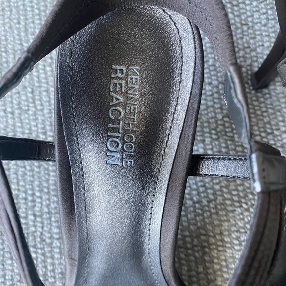 Kenneth Cole Women Heels - Picture 4 of 5